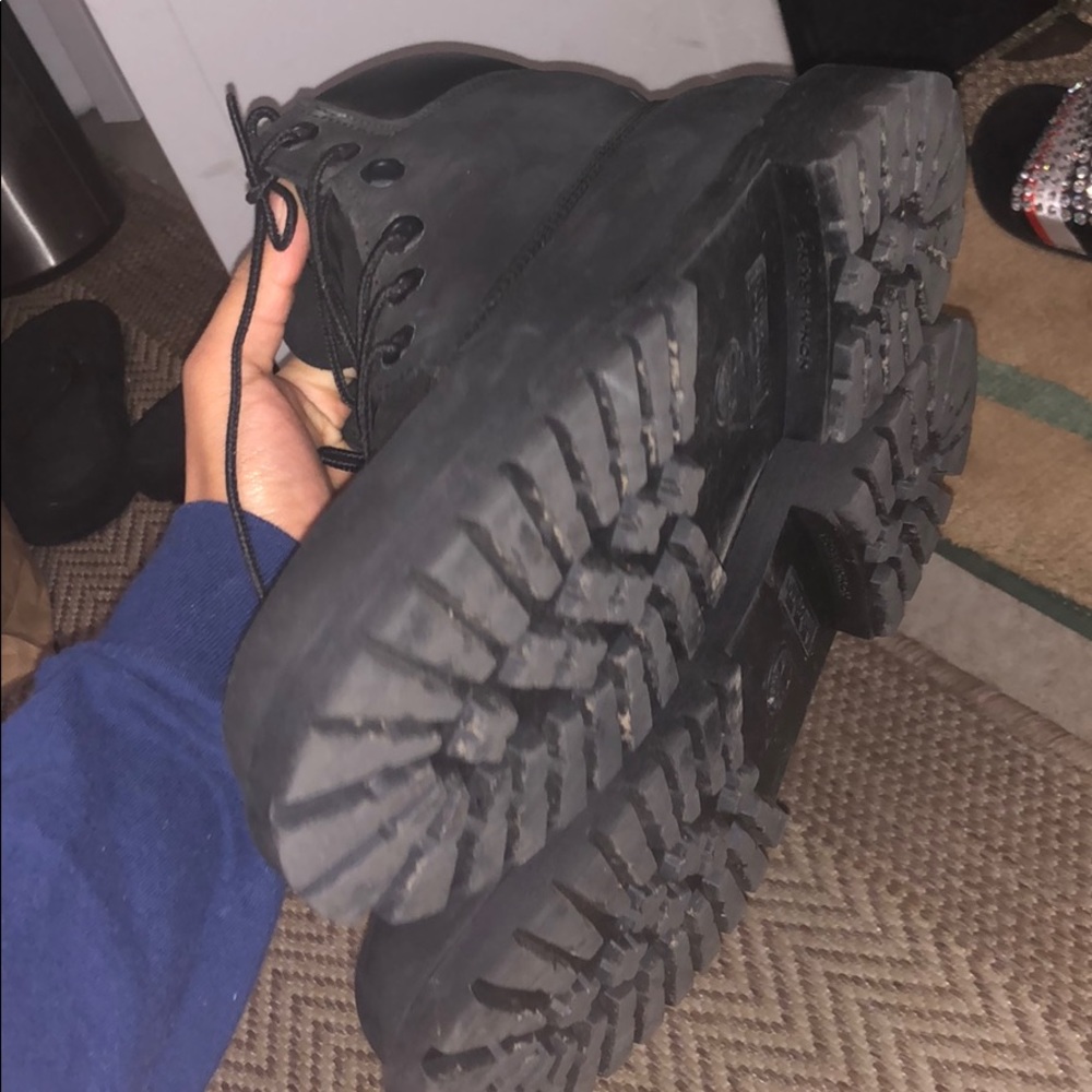 Black Timbs - Picture 3 of 3